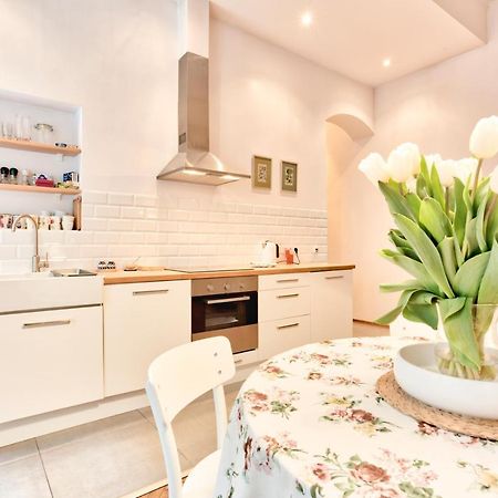 Tyzenhauz Apartments Economy Kraków Zewnętrze zdjęcie
