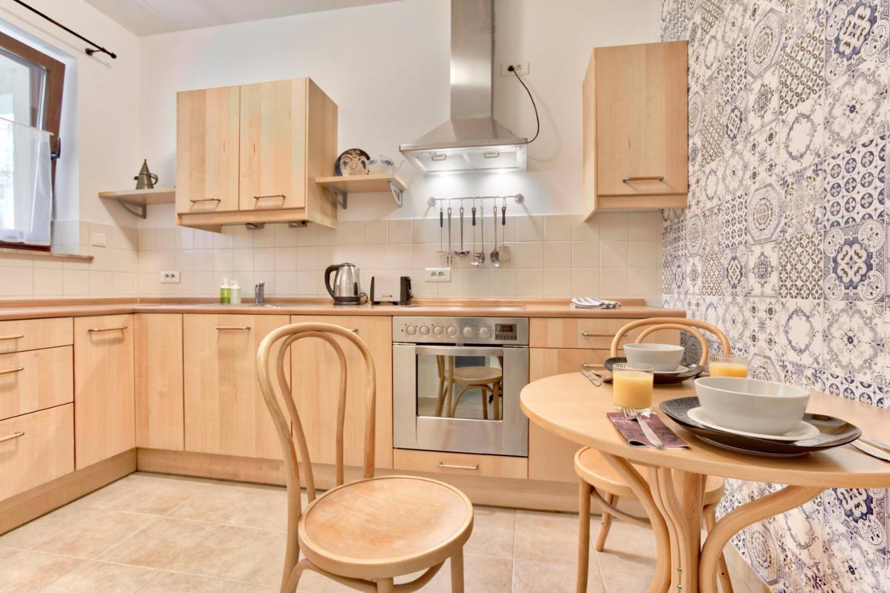 Tyzenhauz Apartments Economy Kraków Zewnętrze zdjęcie